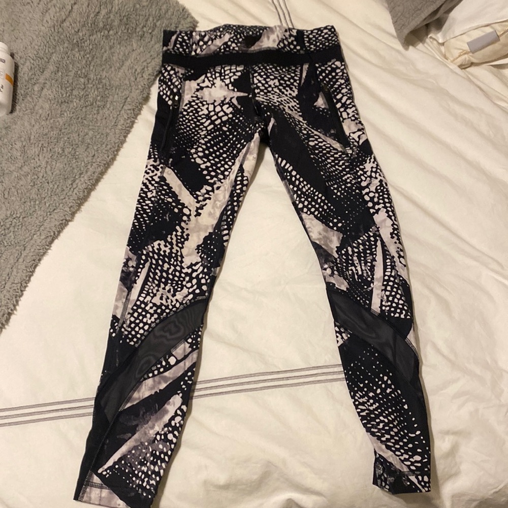 Lululemon leggings! Rare!